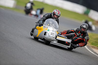 Vintage-motorcycle-club;eventdigitalimages;mallory-park;mallory-park-trackday-photographs;no-limits-trackdays;peter-wileman-photography;trackday-digital-images;trackday-photos;vmcc-festival-1000-bikes-photographs